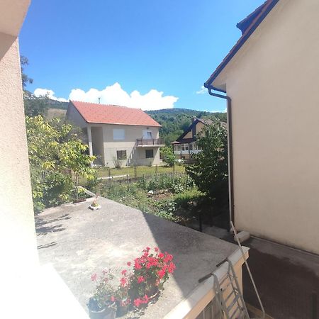 Apartman Bor Livno Eksteriør billede
