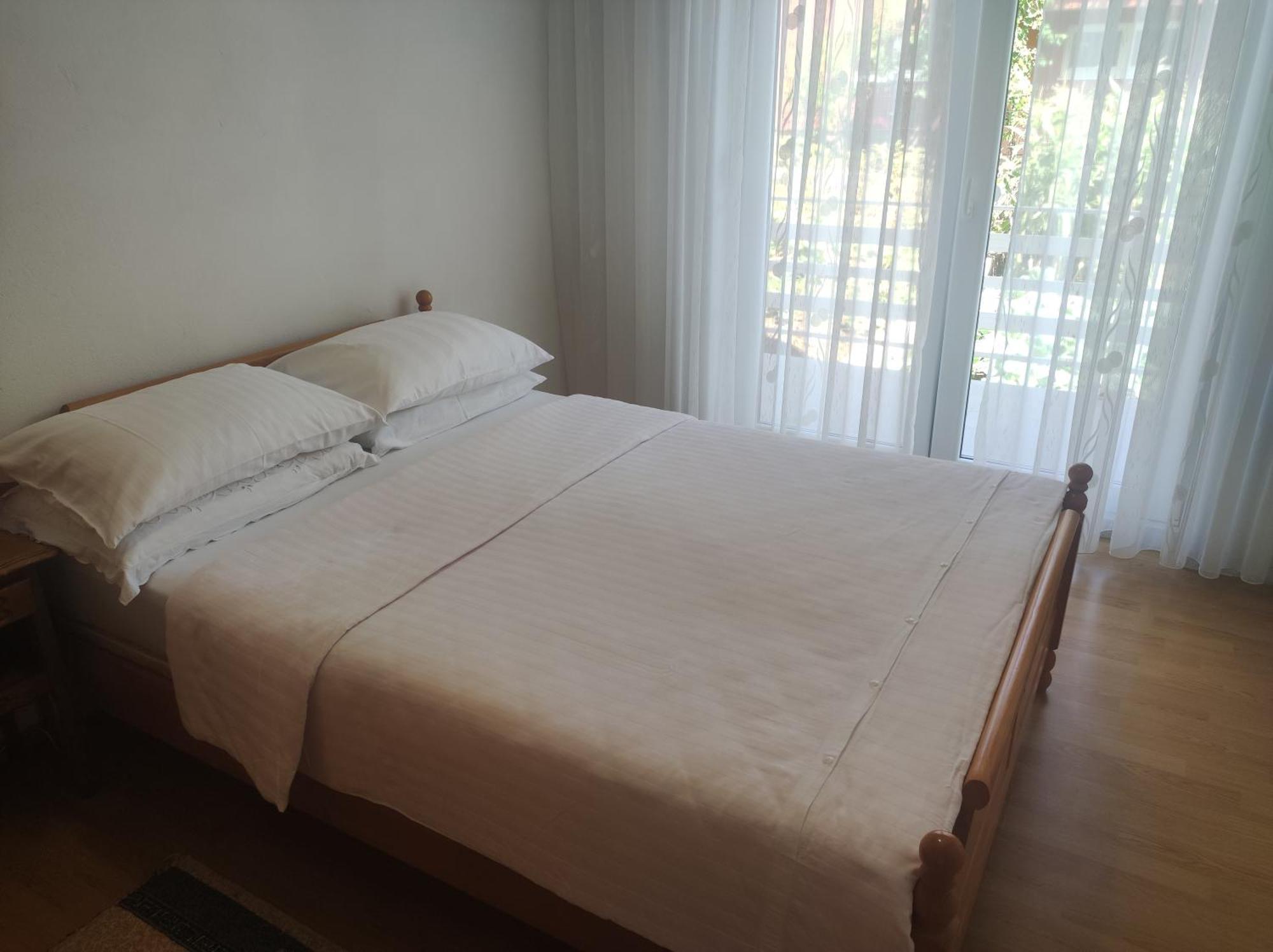 Apartman Bor Livno Eksteriør billede