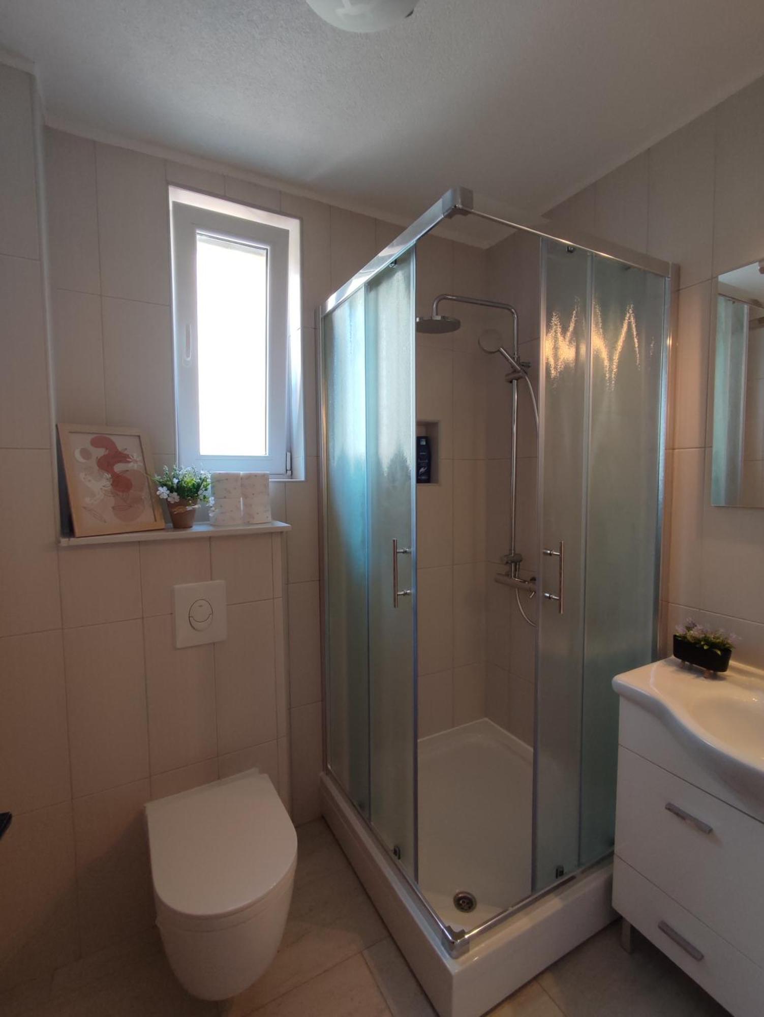 Apartman Bor Livno Eksteriør billede
